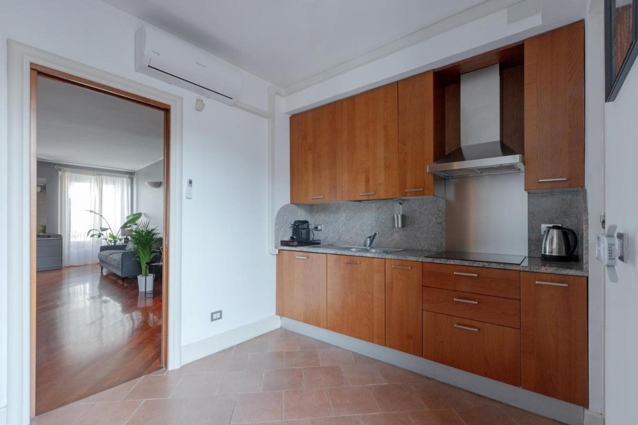 Attico In Piazza Duomo Apartment Milan Exterior photo
